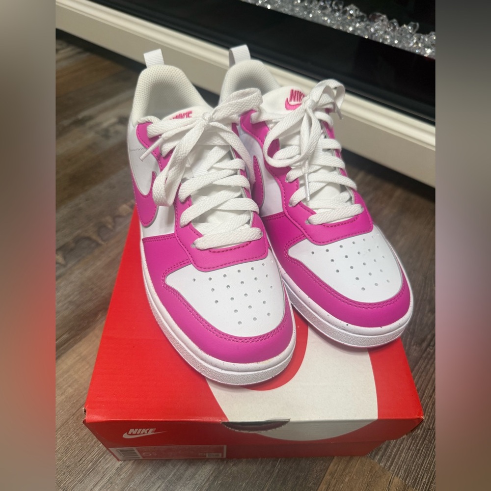 NWT Nike youth court borough low recraft sneakers